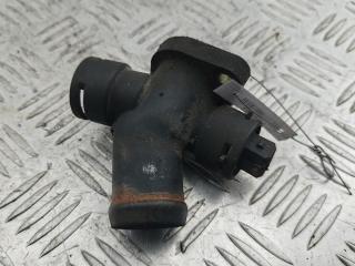 фланец (тройник) системы охлаждения Volkswagen Transporter T4 1995, 2.4 л., дизель, МКПП, серый, микроавтобус, 074121133