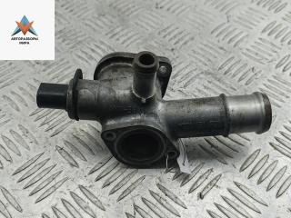 фланец (тройник) системы охлаждения Ford Focus 2 поколение 2005, 1.6 л., дизель, МКПП, чёрный, универсал, 038121133A