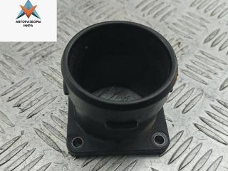 патрубок воздушного фильтра Volkswagen Transporter T4 1995, 2.4 л., дизель, 028129637C