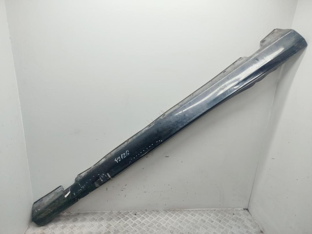 Накладка на порог наружная правая Mercedes-Benz CLS-Class C219 2005, чёрный, седан, 2196900240