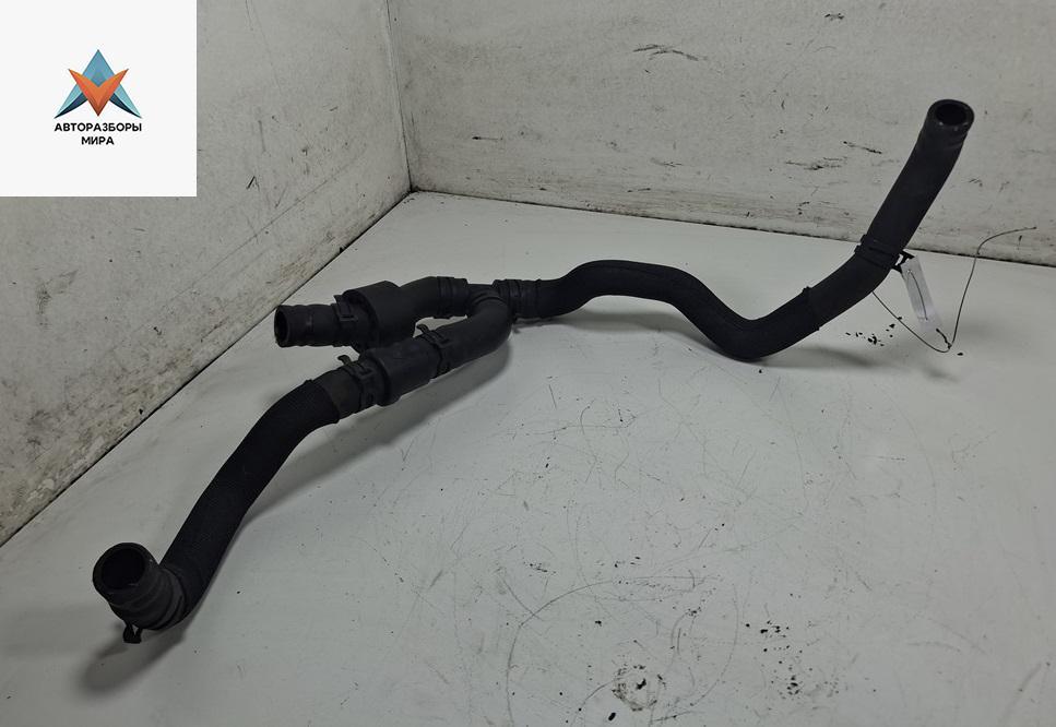 патрубок отопителя (печки) Audi A4 B8/8K 2009, 2.0 л., дизель, 03L121157B - фото №1