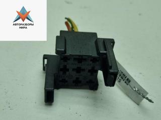 разъем (фишка) проводки Volkswagen Golf 6 поколение 2011, 1.6 л., дизель, МКПП, белый, хетчбэк 5 дв., 4H0937527