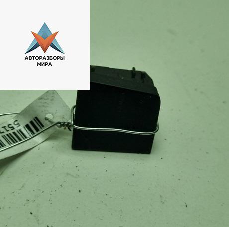 заглушка Volkswagen Passat B6 2010, 1.6 л., бензин, МКПП, серый, универсал, 3C0959624C - фото №1