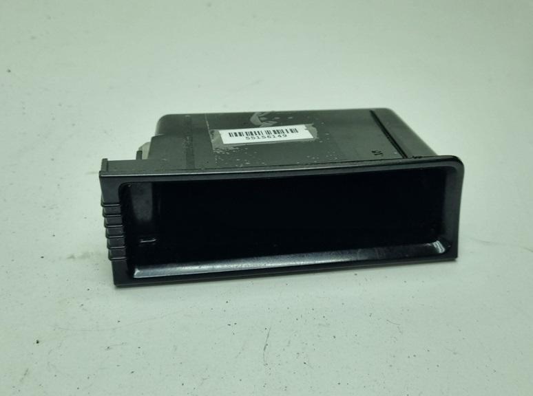пепельница Volkswagen Passat B6 2007, 2.0 л., дизель, МКПП, коричневый, универсал, 3C0863077