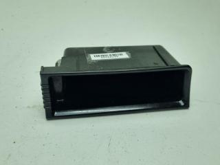 пепельница Volkswagen Passat B6 2007, 2.0 л., дизель, МКПП, коричневый, универсал, 3C0863077
