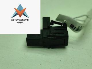 выключатель концевой (концевик) Volkswagen Passat B6 2007, 2.0 л., бензин, МКПП, синий, универсал, 3D0947561B