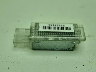 фонарь салона (плафон) Volkswagen Passat B6 2010, 1.6 л., бензин, МКПП, серый, универсал, 6L0947565