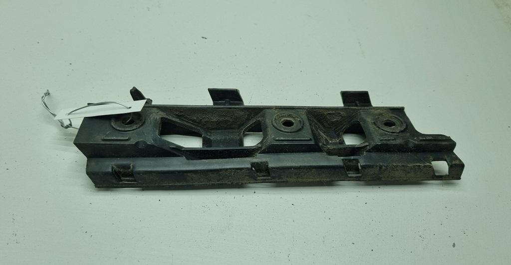 крепление ( кронштейн ) крыла Volkswagen Passat B6 2006, седан, 3C0807183