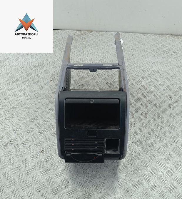 бардачок Mercedes-Benz Vito-1 W638 2002, 2.2 л., дизель, МКПП, белый, микроавтобус, A6386800358 - фото №1