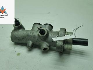 цилиндр тормозной главный Volkswagen Touareg 1 поколение 2003, 2.5 л., дизель, АКПП, чёрный, внедорожник 5 дв.