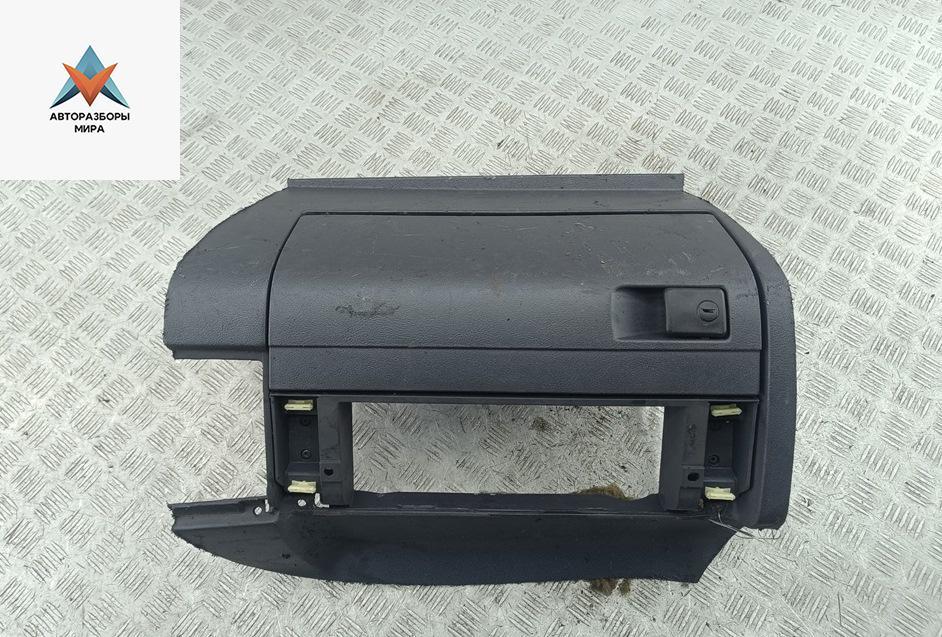 бардачок Mercedes-Benz Vito-1 W638 2002, 2.2 л., дизель, МКПП, белый, микроавтобус, A6386891383 - фото №1