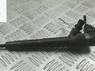 форсунка Volkswagen Passat B7 2013, 2.0 л., дизель, МКПП, чёрный, универсал, 0445110369