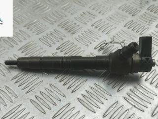 форсунка Volkswagen Passat B7 2013, 2.0 л., дизель, МКПП, чёрный, универсал, 0445110369