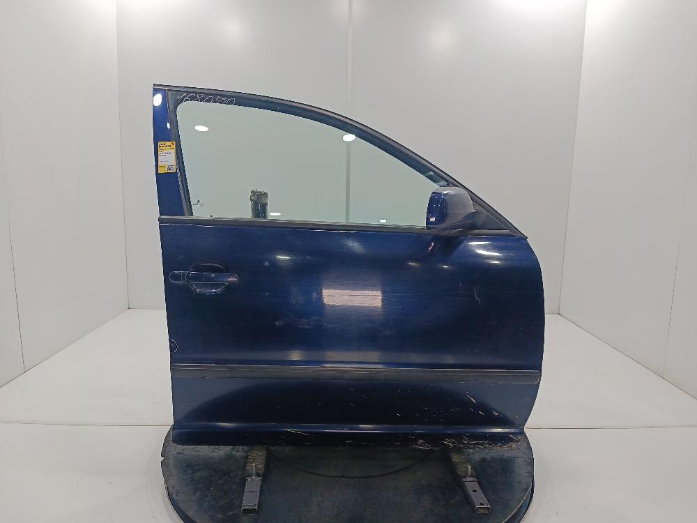 дверь передняя правая Skoda Superb 1 поколение 2005, цвет, седан - фото №1