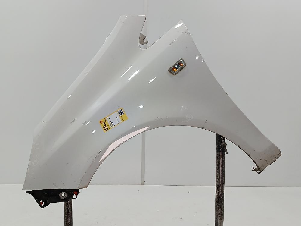 крыло переднее левое Opel Corsa D 2008, цвет - фото №1