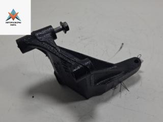 кронштейн (крепление) SEAT Alhambra 1 поколение [рестайлинг] 2009, 2.0 л., дизель, МКПП, чёрный, минивэн