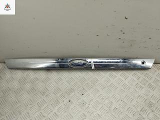 накладка подсветки номера Ford Focus 1 поколение 1999, 1.8 л., бензин, МКПП, серый, универсал, 98ABN43404A