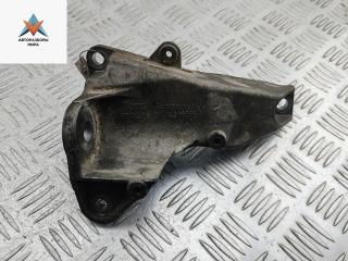 кронштейн КПП Audi A6 4B/C5 2000, 2.5 л., дизель, АКПП, красный, универсал, 8D0399114AJ