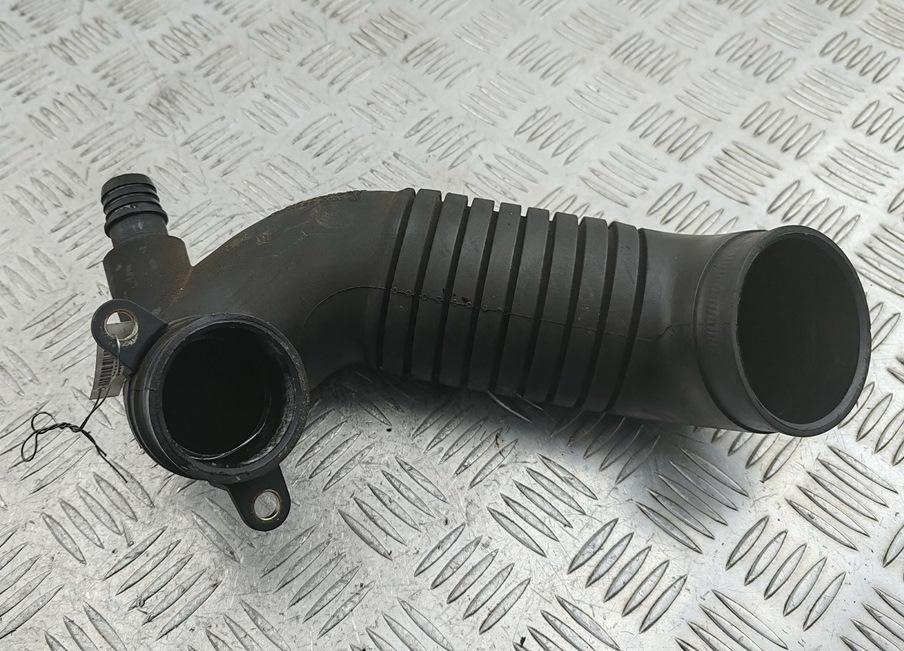 патрубок турбины Audi A4 B6 2002, 1.9 л., дизель, 8E0129615A