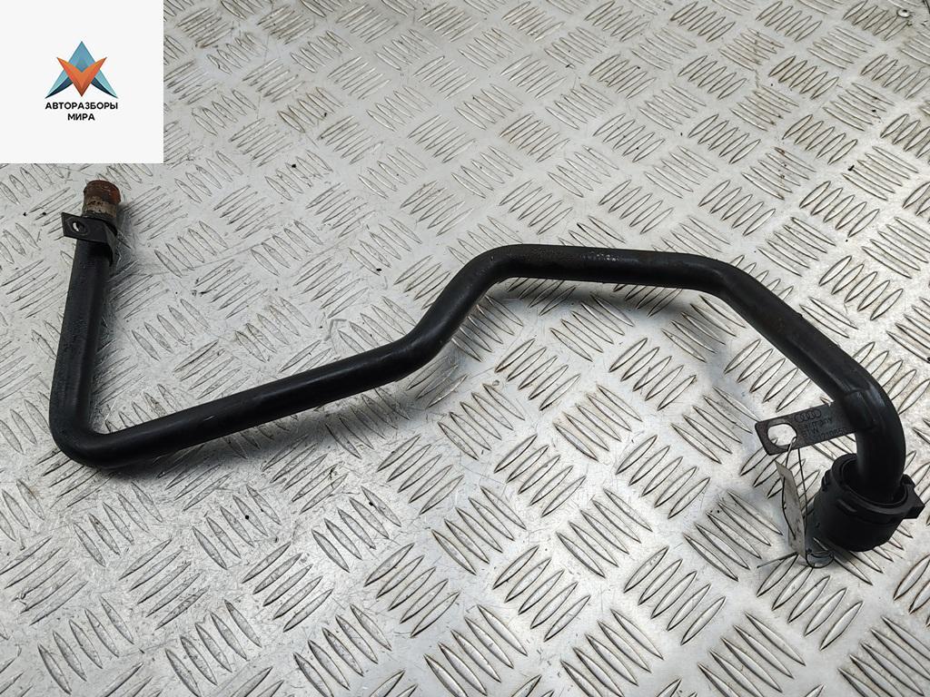 трубка охлаждающей жидкости Audi A6 4B/C5 2000, 2.5 л., дизель, АКПП, 059121065D - фото №1