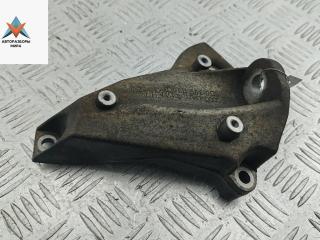 кронштейн КПП Audi A6 4B/C5 [рестайлинг] 2002, 2.5 л., дизель, АКПП, синий, универсал, 8D0399113AT