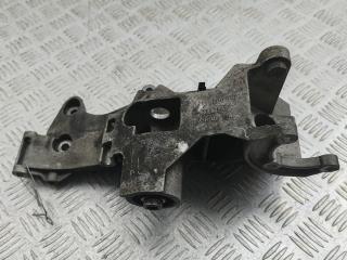 кронштейн генератора Audi A4 B6 2002, 1.9 л., дизель, МКПП, серый, универсал, 038903148AE
