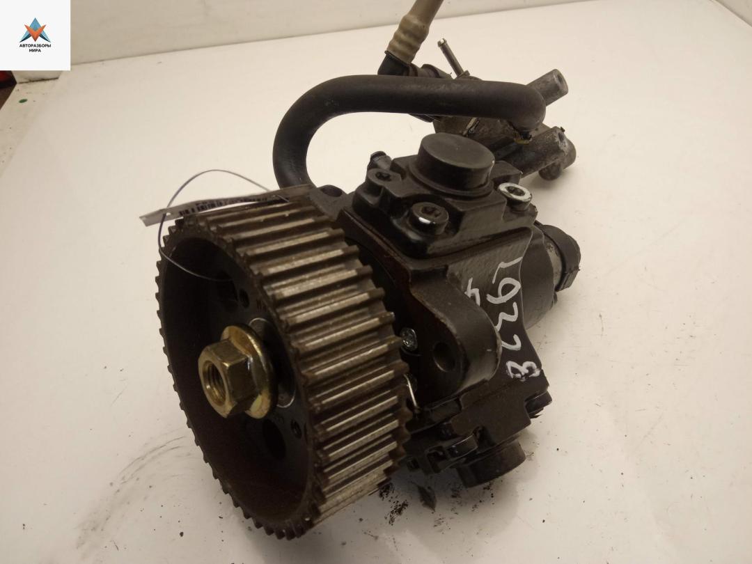 ТНВД Fiat Grande Punto 1 поколение 2006, 1.9 л., дизель, МКПП, чёрный, хетчбэк 3 дв., 0445010150 - фото №1