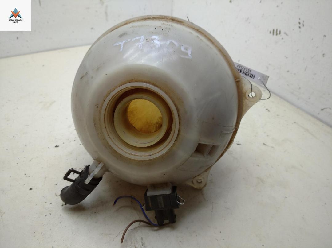 бачок расширительный Volkswagen Transporter T4 1992, 2.4 л., дизель, 701121407B - фото №1