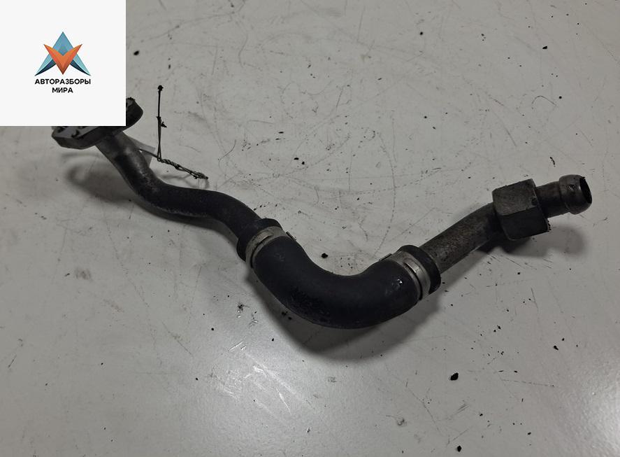 Трубка масляная турбины Audi A4 B8/8K 2009, 2.0 л., дизель, МКПП, чёрный, универсал, 03L145736F - фото №1