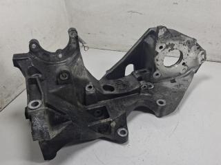 кронштейн гидроусилителя Audi A4 B8 2009, 2.0 л., дизель, МКПП, чёрный, универсал, 03L903143H