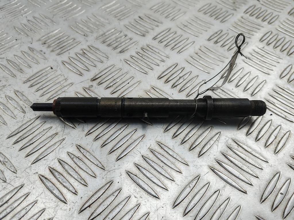 форсунка Audi A6 4B/C5 2000, 2.5 л., дизель, АКПП, красный, универсал, 0432133805, 0591302010 - фото №1