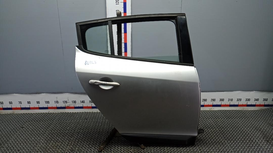 дверь задняя правая Renault Megane 3 поколение 2009, 1.5 л., дизель, МКПП, хетчбэк 5 дв. - фото №1