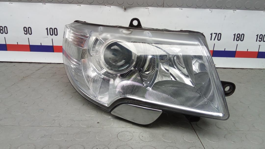 фара правая Skoda Superb 2 поколение 2010, 1.9 л., D TDI PD, дизель, МКПП, хетчбэк 5 дв. - фото №1