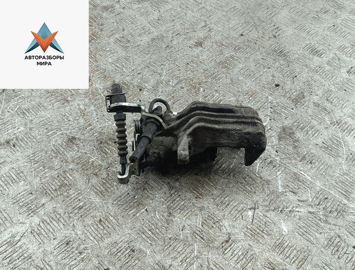 суппорт задний правый SEAT Altea 1 поколение 2004, 1.9 л., дизель, МКПП, красный, минивэн - фото №1