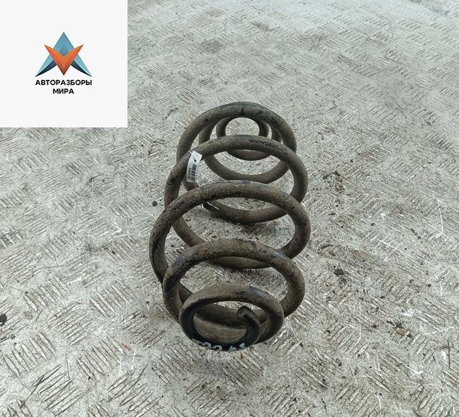 пружина задняя Volkswagen Passat B5 1999, 1.6 л., бензин, МКПП, синий, универсал - фото №1