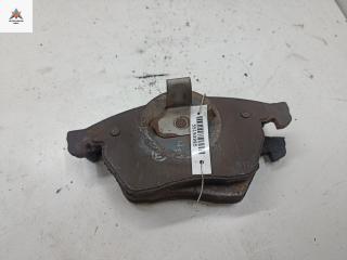 Колодки тормозные передние Opel Vectra B [рестайлинг] 1999, 1.8 л., бензин, МКПП, красный, седан