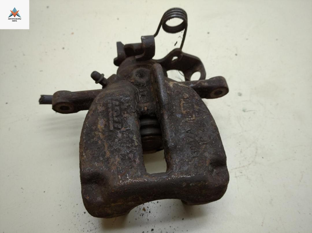 суппорт задний правый Fiat Scudo 2 поколение 2007, 2.0 л., дизель, МКПП, серый, минивэн - фото №1