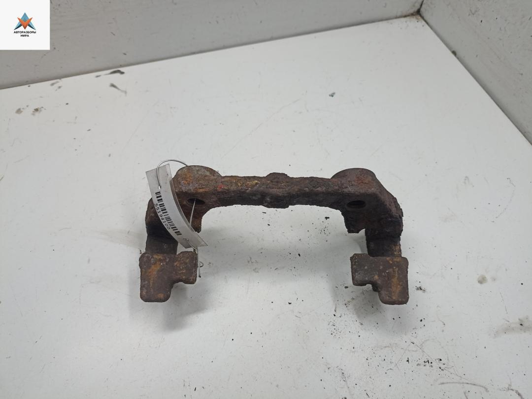 скоба суппорта Opel Vectra C 2002, 2.2 л., бензин, МКПП, серый, седан - фото №1