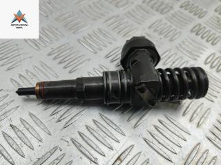 форсунка Volkswagen Passat B6 2008, 1.9 л., дизель, МКПП, красный, универсал, 038130073BN