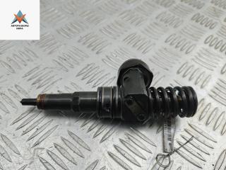 форсунка Volkswagen Passat B6 2008, 1.9 л., дизель, МКПП, красный, универсал, 038130073BN