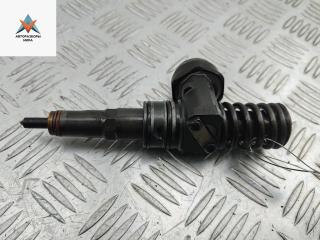 форсунка Volkswagen Passat B6 2008, 1.9 л., дизель, МКПП, красный, универсал, 038130073BN