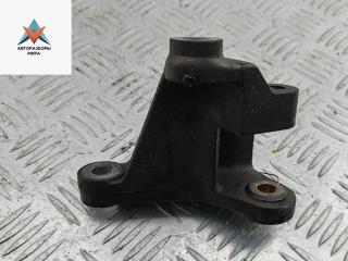 кронштейн КПП Ford Focus 1 поколение 1998, 1.4 л., бензин, МКПП, зелёный, универсал, 98AB6P093