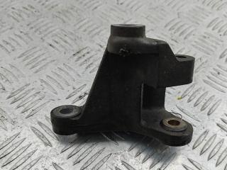 кронштейн КПП Ford Focus 1 поколение 1998, 1.4 л., бензин, МКПП, зелёный, универсал, 98AB6P093