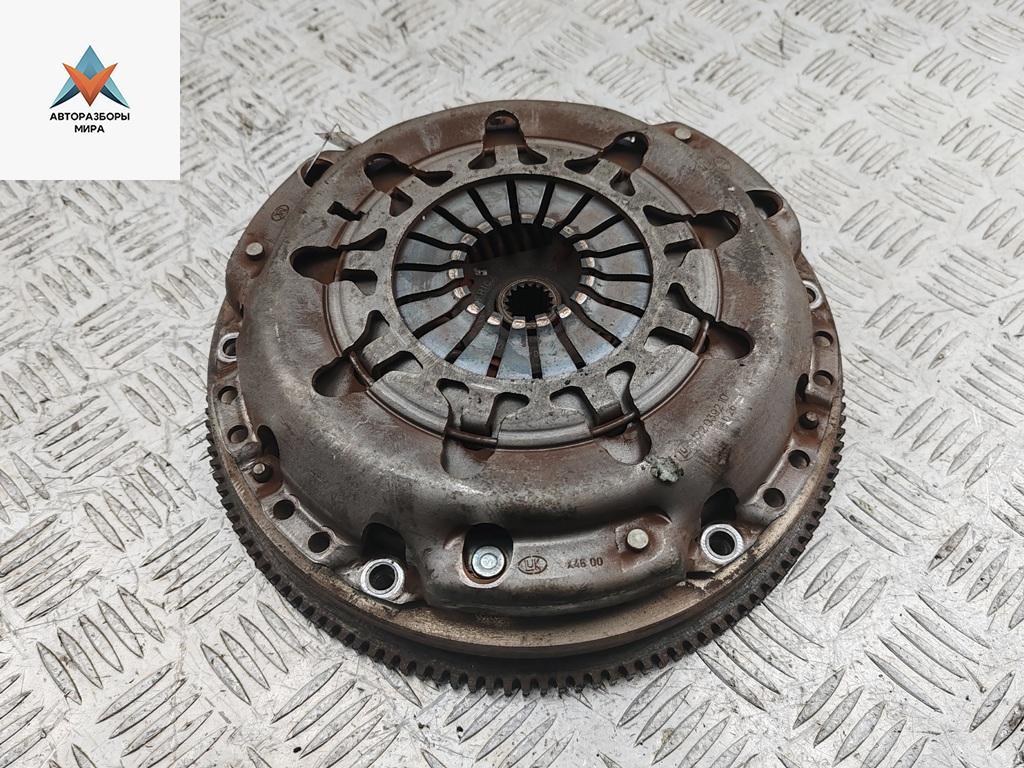 маховик Ford Focus 2 поколение 2006, 1.4 л., бензин, МКПП, серый, универсал, 98MN6375BA - фото №1