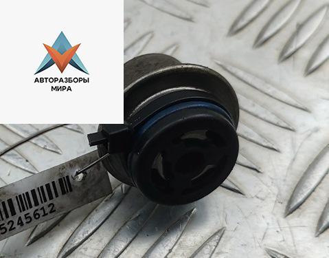 регулятор давления топлива Ford Focus 2 поколение 2006, 1.4 л., бензин, МКПП, серый, универсал - фото №1