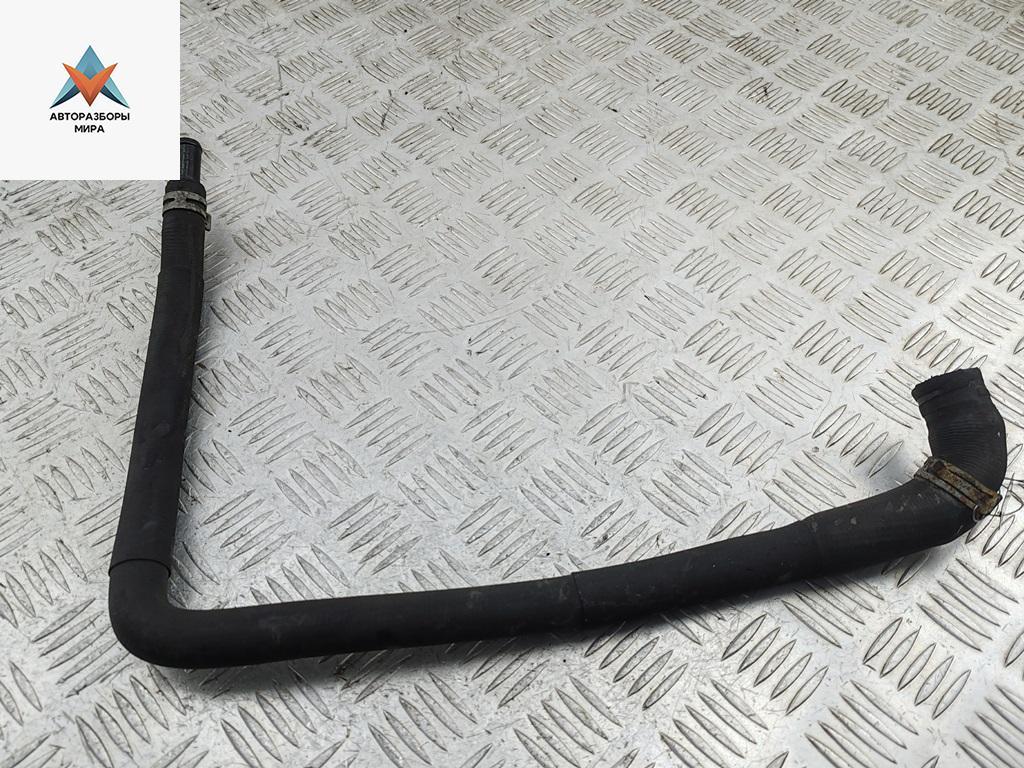 патрубок (трубопровод, шланг) Ford Focus 1 поколение 1998, 1.4 л., бензин, МКПП, зелёный, универсал - фото №1