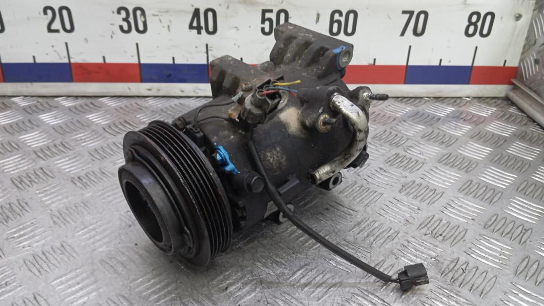 компрессор кондиционера Hyundai ix35 1 поколение 2011, 1.7 л., дизель, МКПП, внедорожник 5 дв., BN - фото №1