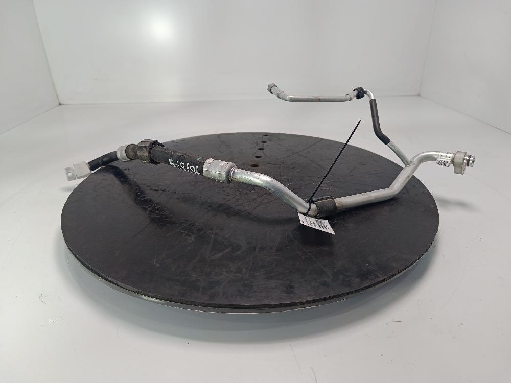 трубка кондиционера Volkswagen Touareg 3 поколение 2019, цвет, 4M1816740N - фото №1