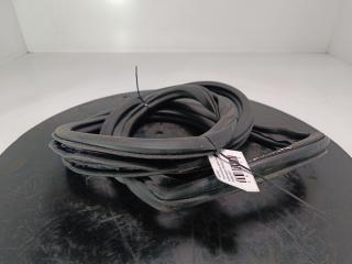 уплотнитель двери Volkswagen Touareg 3 поколение 2019, цвет, 760867913