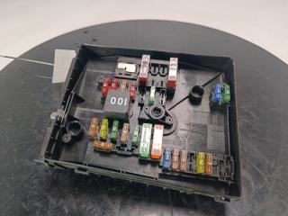 блок предохранителей Skoda Octavia 1 поколение (A4) [рестайлинг] 2002, цвет, 1K0937125D